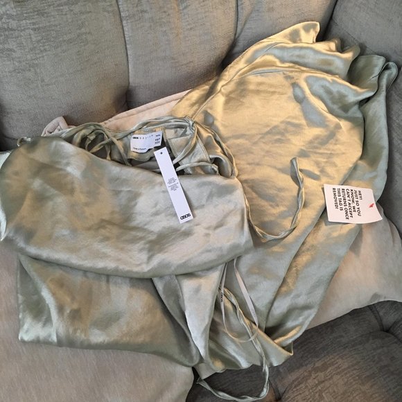 ASOS Petite Bridesmaid cami maxi slip dress in hi-shine satin lace up back sage - Picture 2 of 8